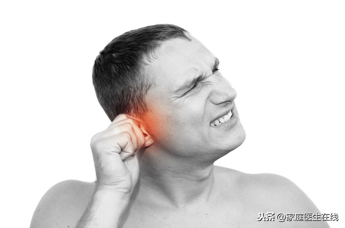 耳朵里面痛怎么回事儿，为什么耳朵老是疼痛？
